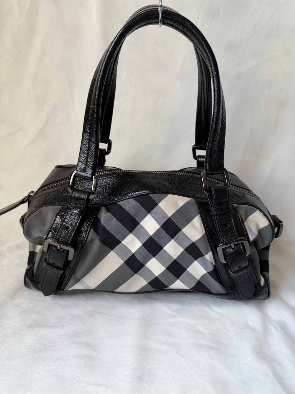 Burberry Beat Check Shoulder Bag